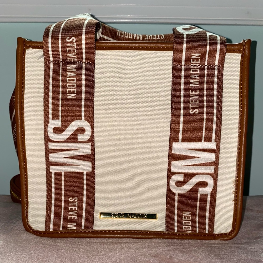 NWT- Steve Madden Bwebber Crossbody Bag - Cream/Brown